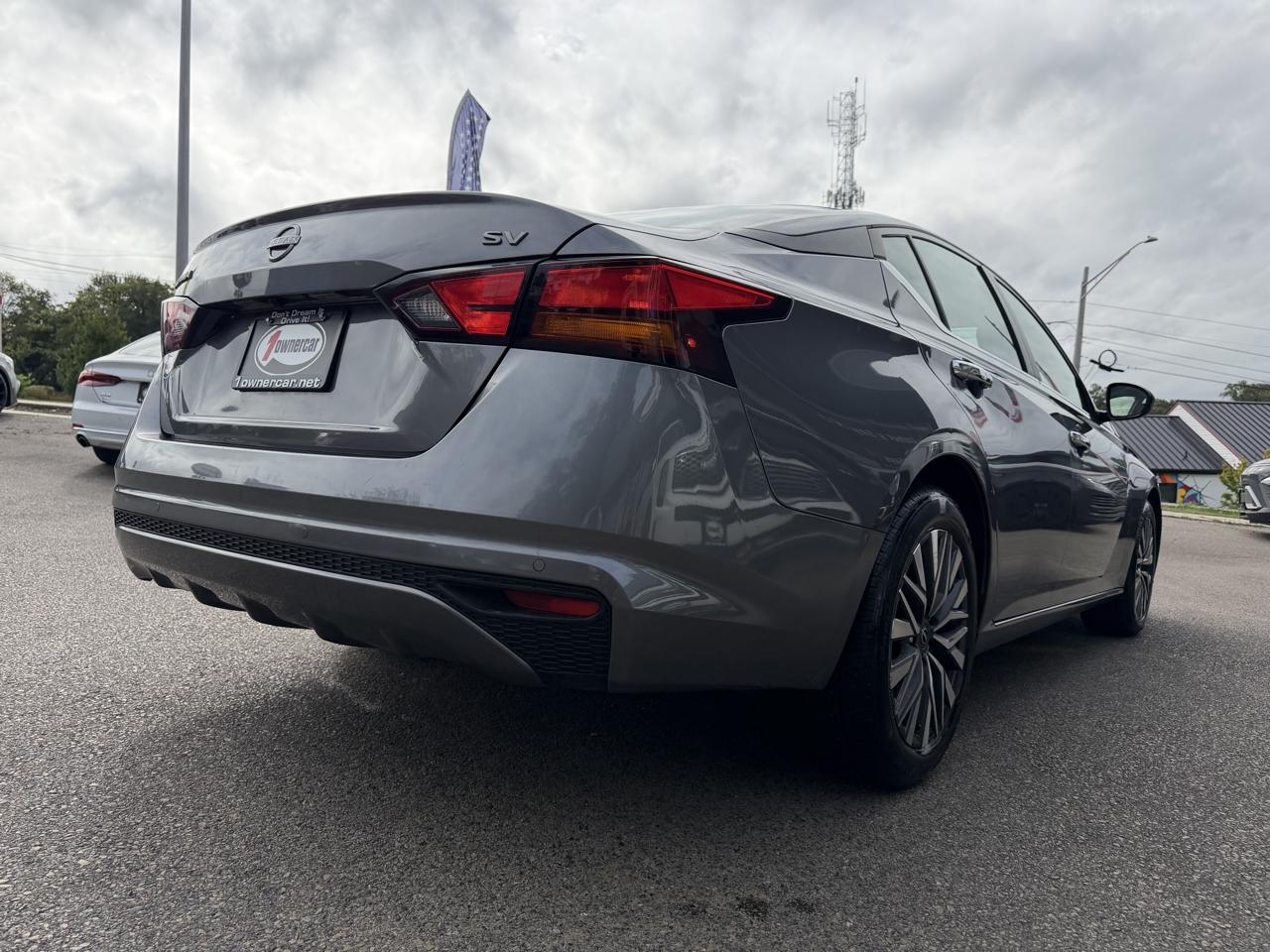 Nissan Altima 2.5 SV Sedan 2024