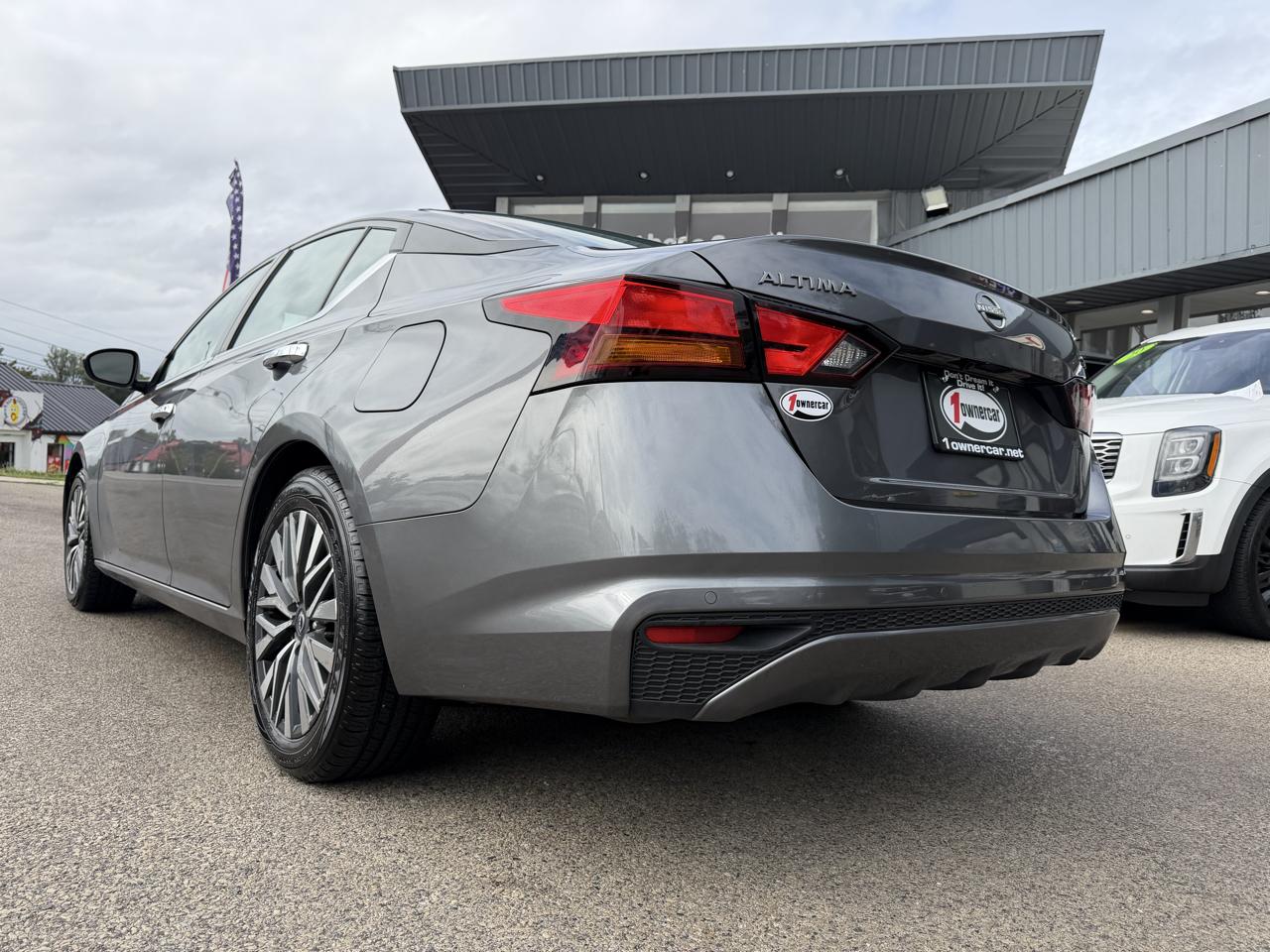 Nissan Altima 2.5 SV Sedan 2024