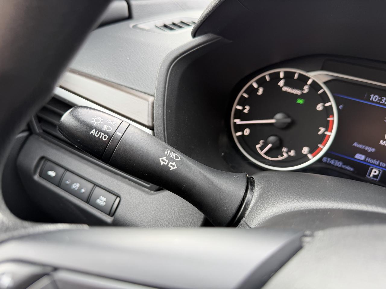 Nissan Altima 2.5 SV Sedan 2024