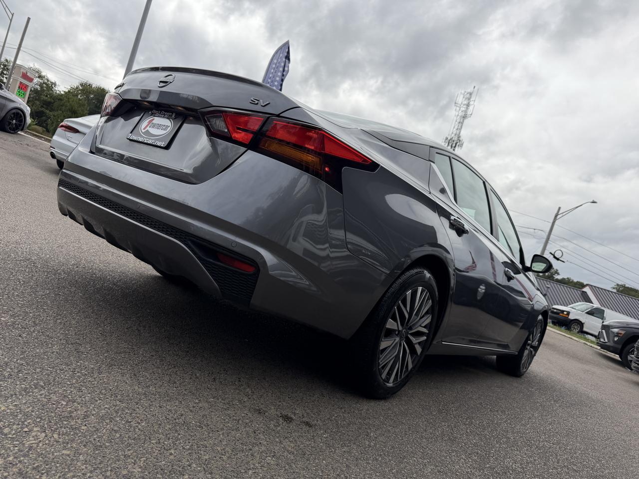 Nissan Altima 2.5 SV Sedan 2024