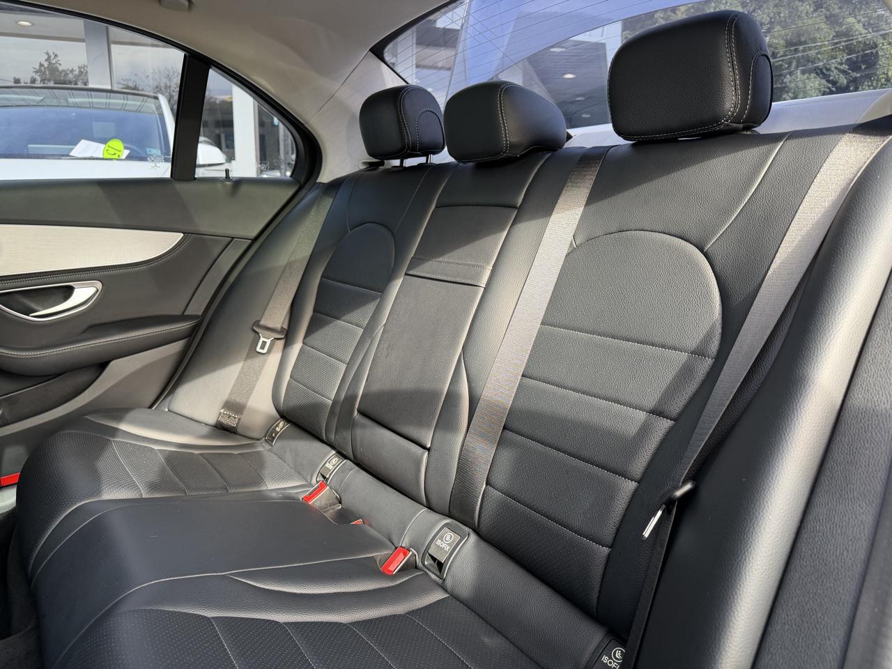 Mercedes-Benz C-Class 4dr Sdn C 300 4MATIC 2015