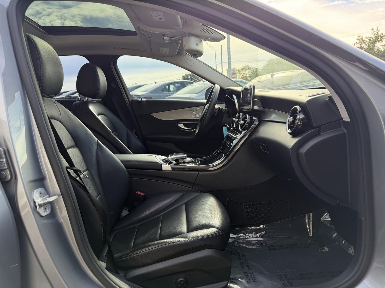 Mercedes-Benz C-Class 4dr Sdn C 300 4MATIC 2015