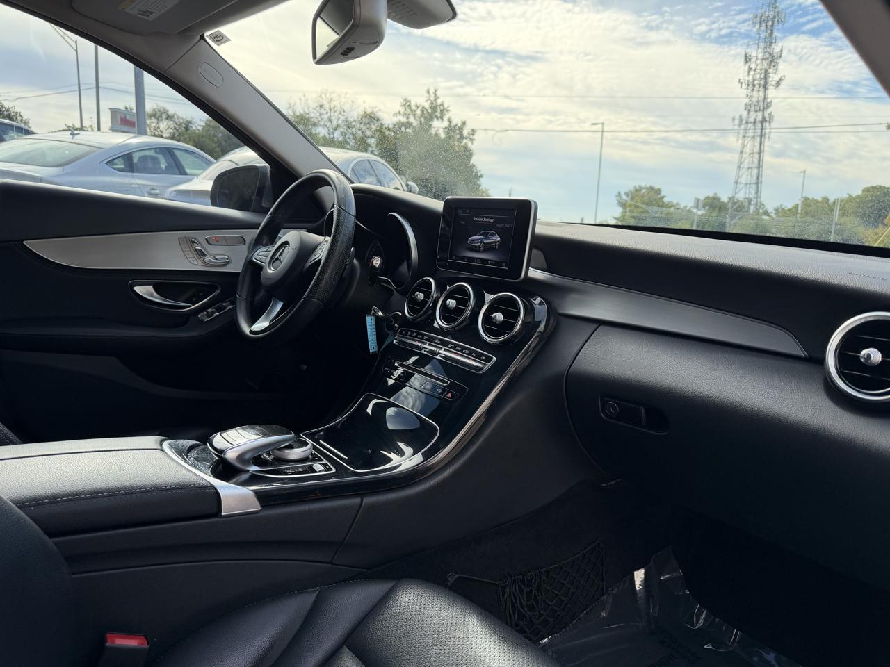 Mercedes-Benz C-Class 4dr Sdn C 300 4MATIC 2015