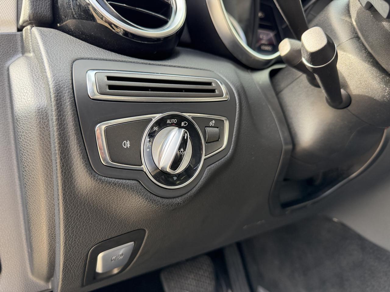 Mercedes-Benz C-Class 4dr Sdn C 300 4MATIC 2015