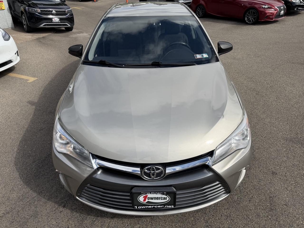 Toyota Camry 4dr Sdn I4 Auto XLE (Natl) 2015