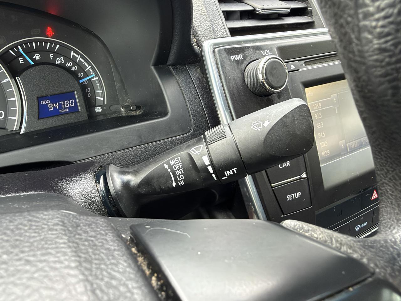 Toyota Camry 4dr Sdn I4 Auto XLE (Natl) 2015
