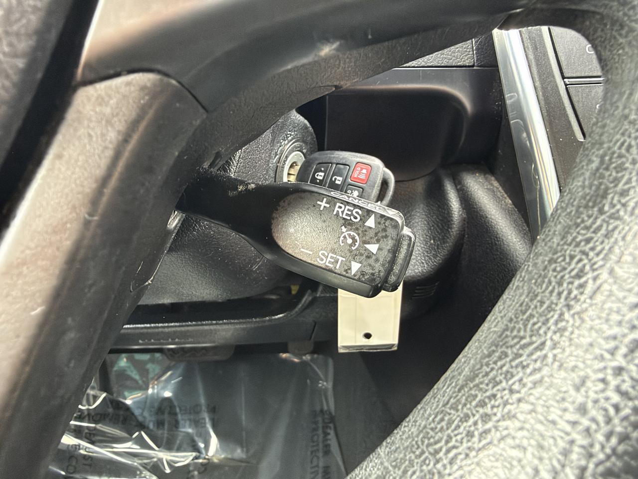 Toyota Camry 4dr Sdn I4 Auto XLE (Natl) 2015
