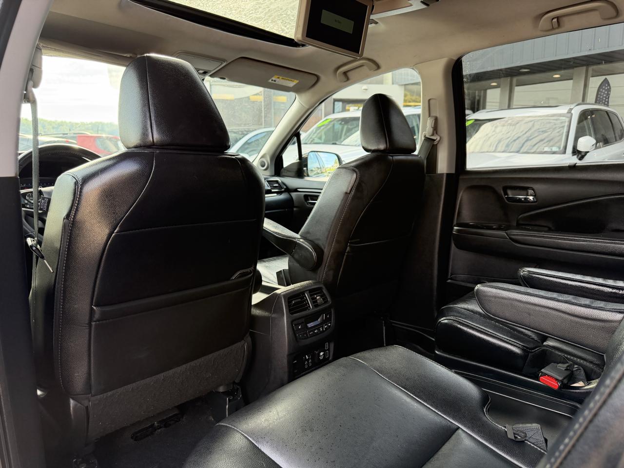Honda Pilot Touring 7-Passenger AWD 2020