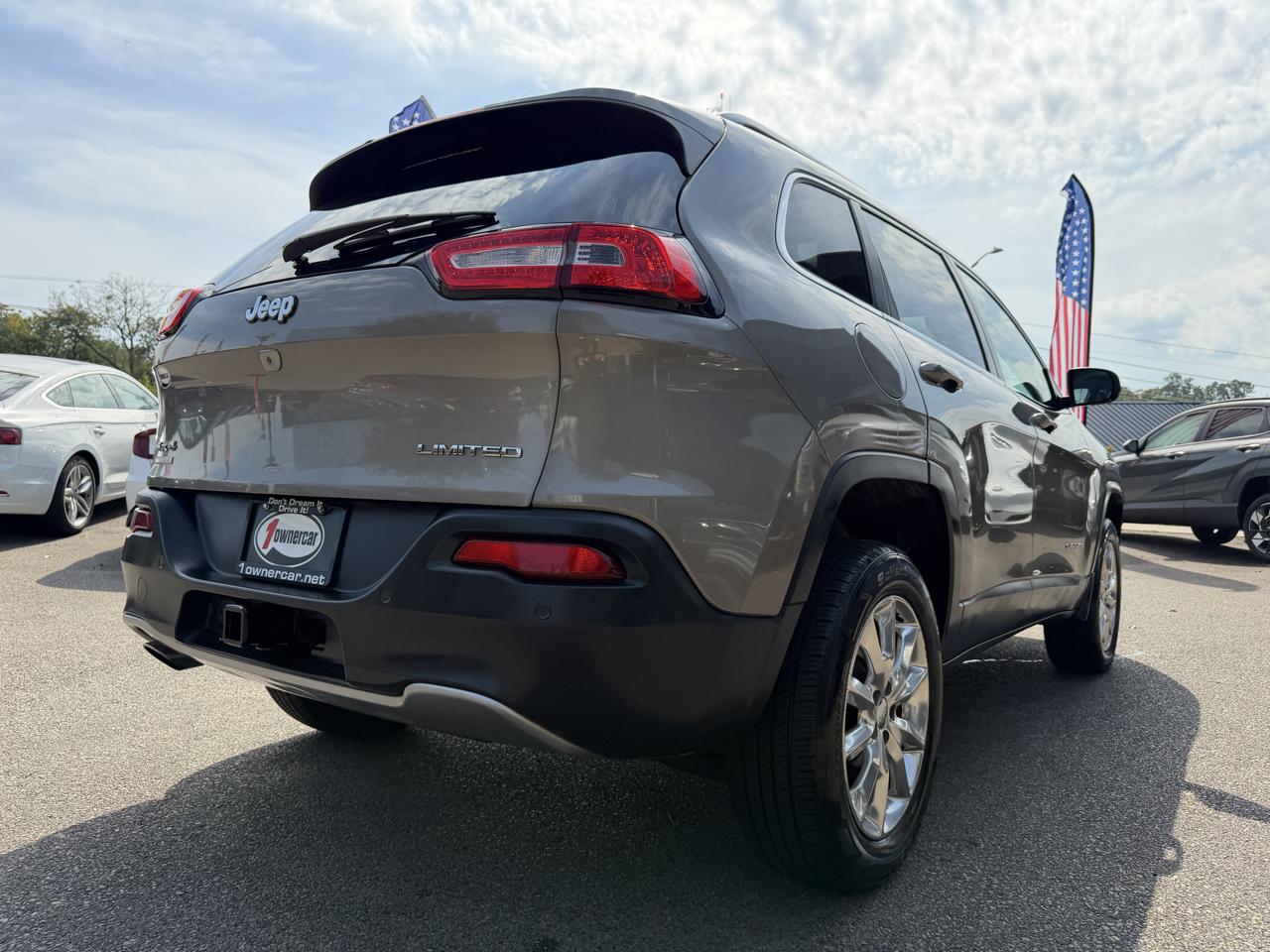 Jeep Cherokee 4WD 4dr Limited 2016