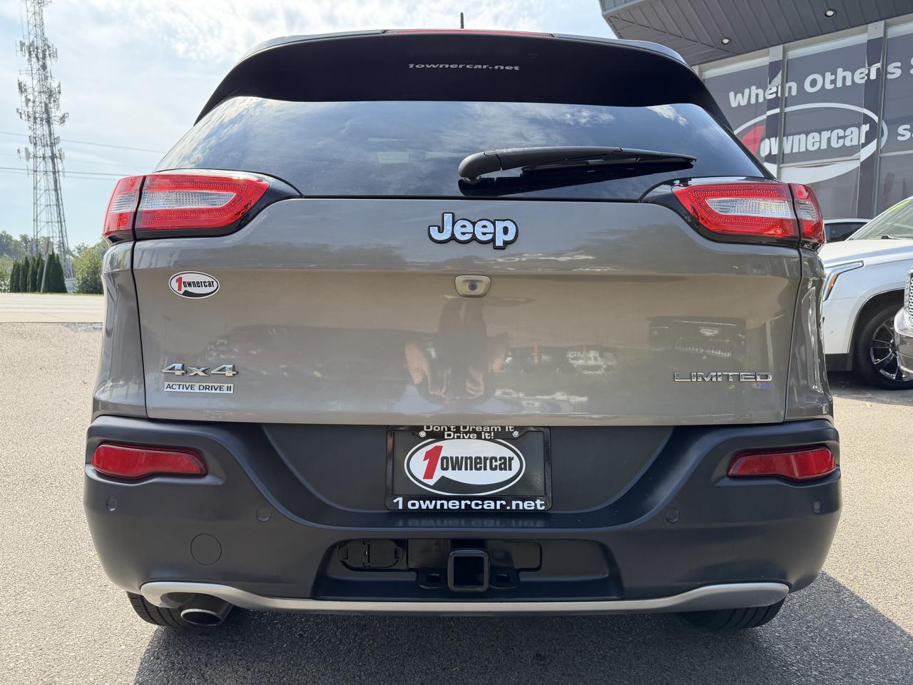 Jeep Cherokee 4WD 4dr Limited 2016
