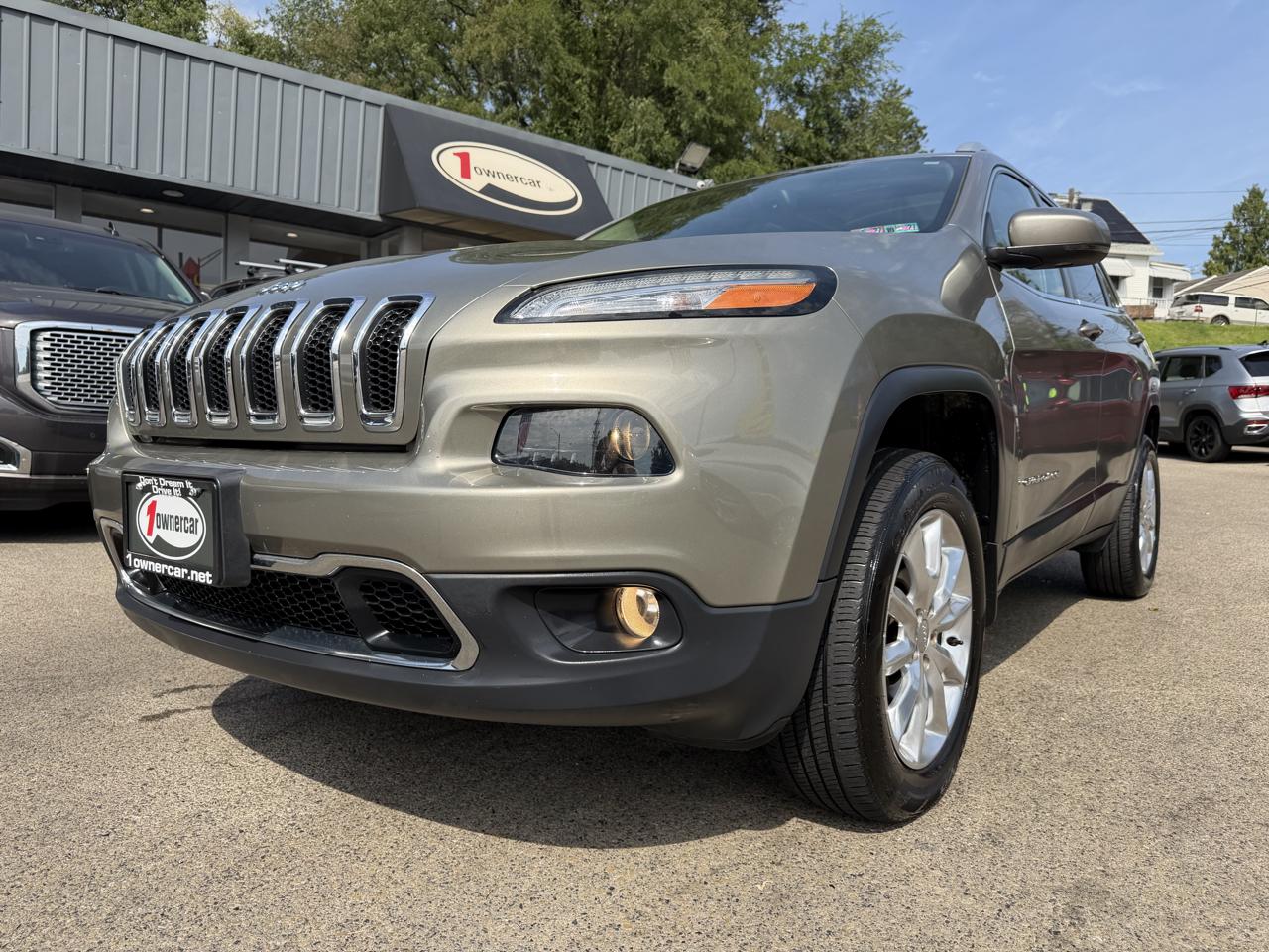 Jeep Cherokee 4WD 4dr Limited 2016