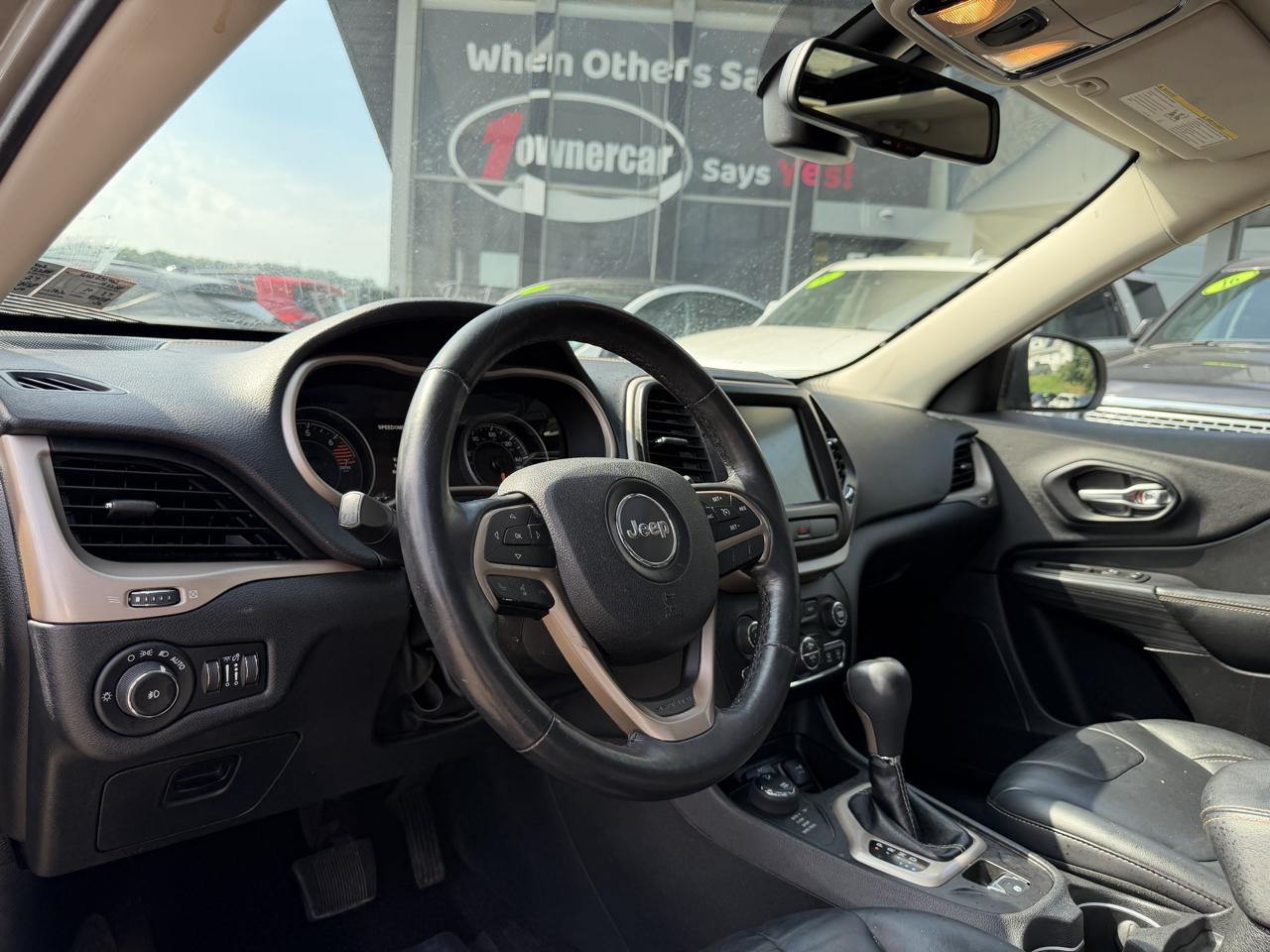 Jeep Cherokee 4WD 4dr Limited 2016