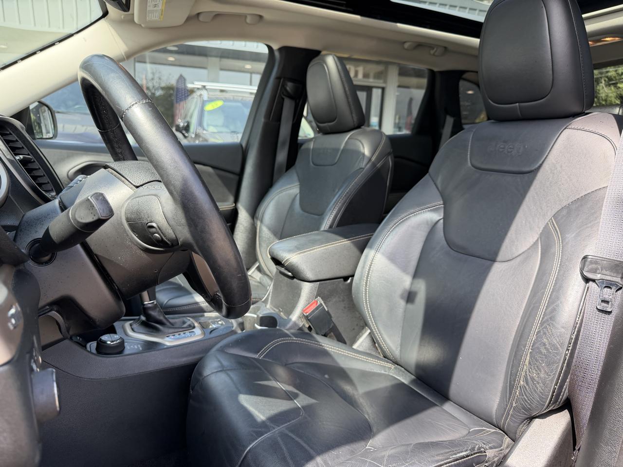 Jeep Cherokee 4WD 4dr Limited 2016