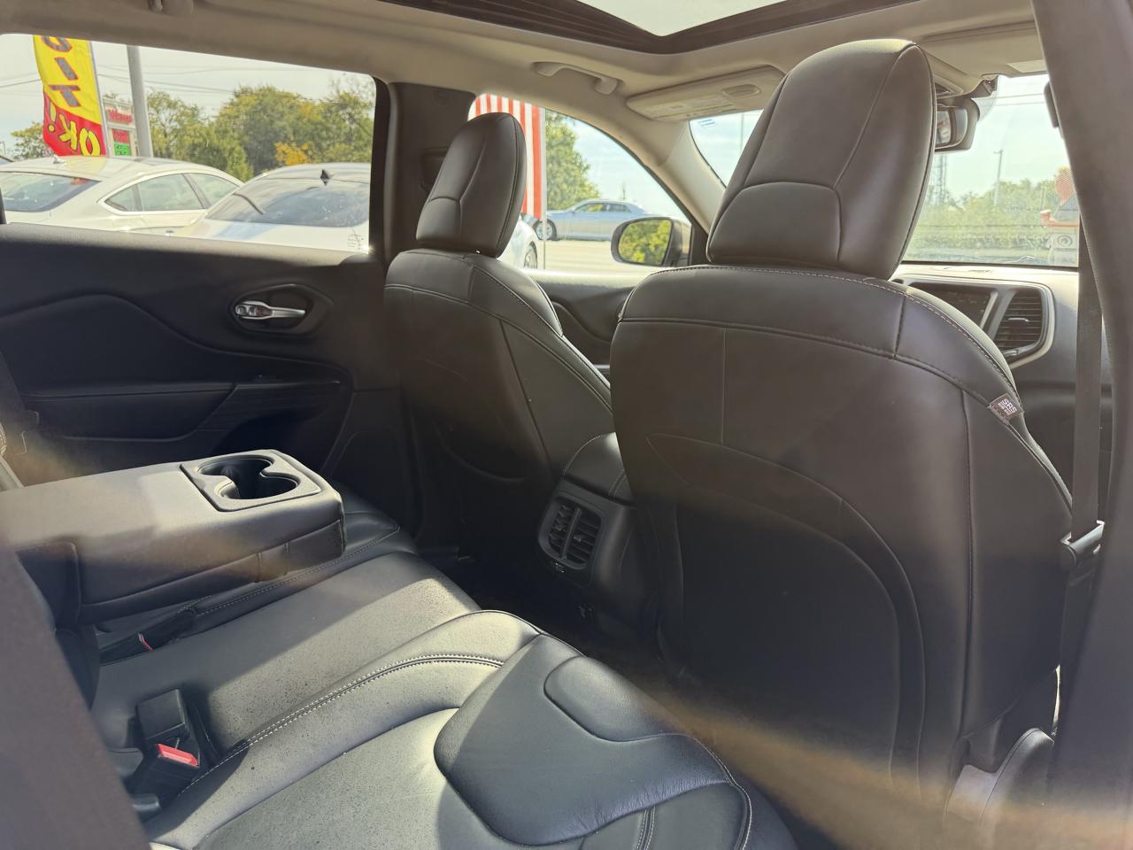 Jeep Cherokee 4WD 4dr Limited 2016