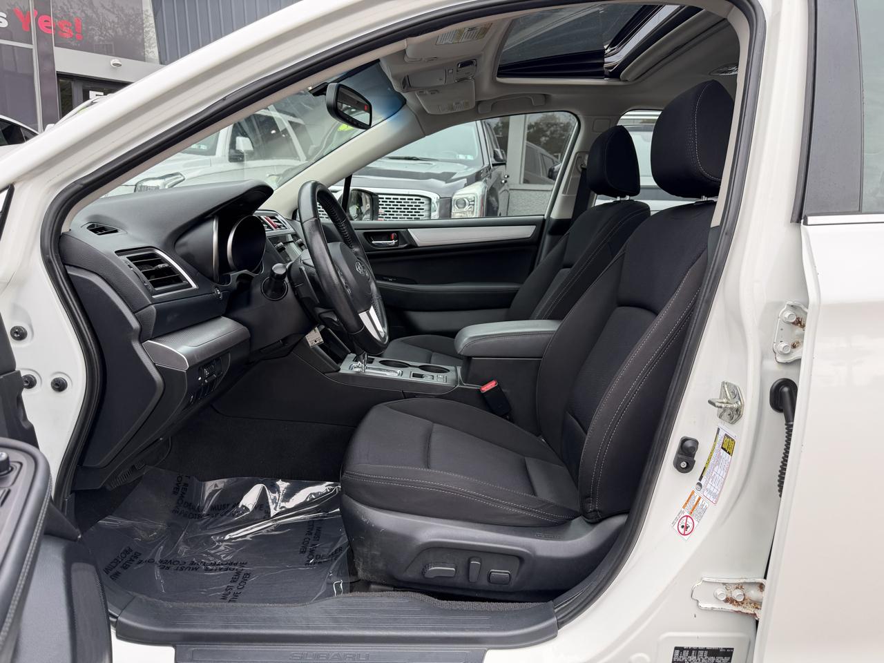 Subaru Legacy 4dr Sdn 2.5i Premium PZEV 2015
