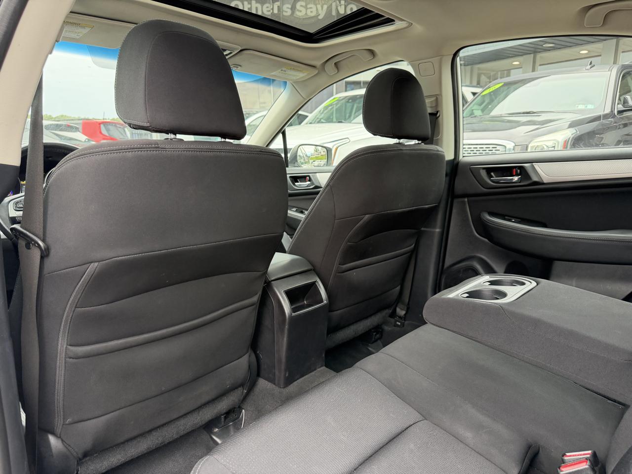 Subaru Legacy 4dr Sdn 2.5i Premium PZEV 2015