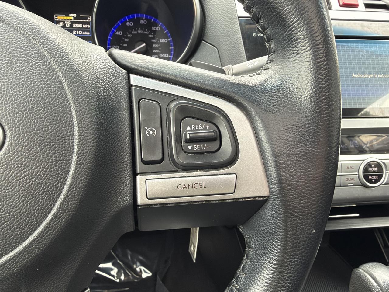 Subaru Legacy 4dr Sdn 2.5i Premium PZEV 2015