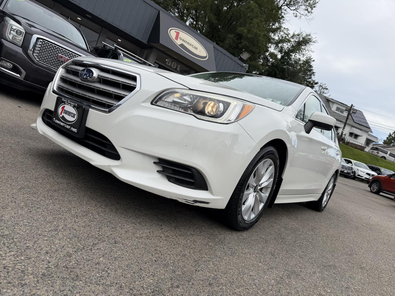 Subaru Legacy 4dr Sdn 2.5i Premium PZEV 2015