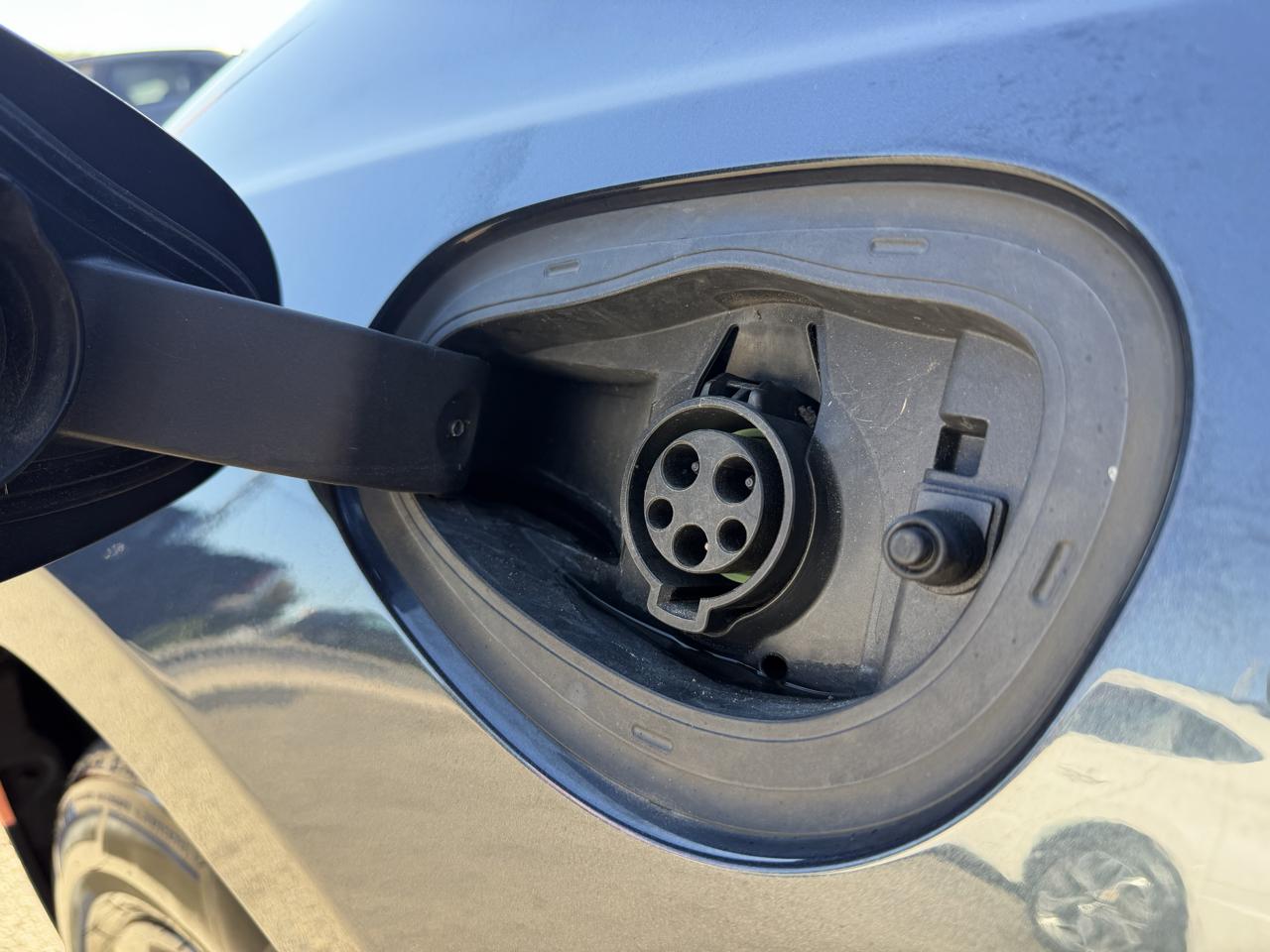 Chrysler Pacifica Hybrid Limited FWD 2020