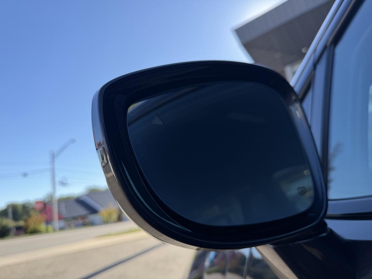 Chrysler Pacifica Hybrid Limited FWD 2020