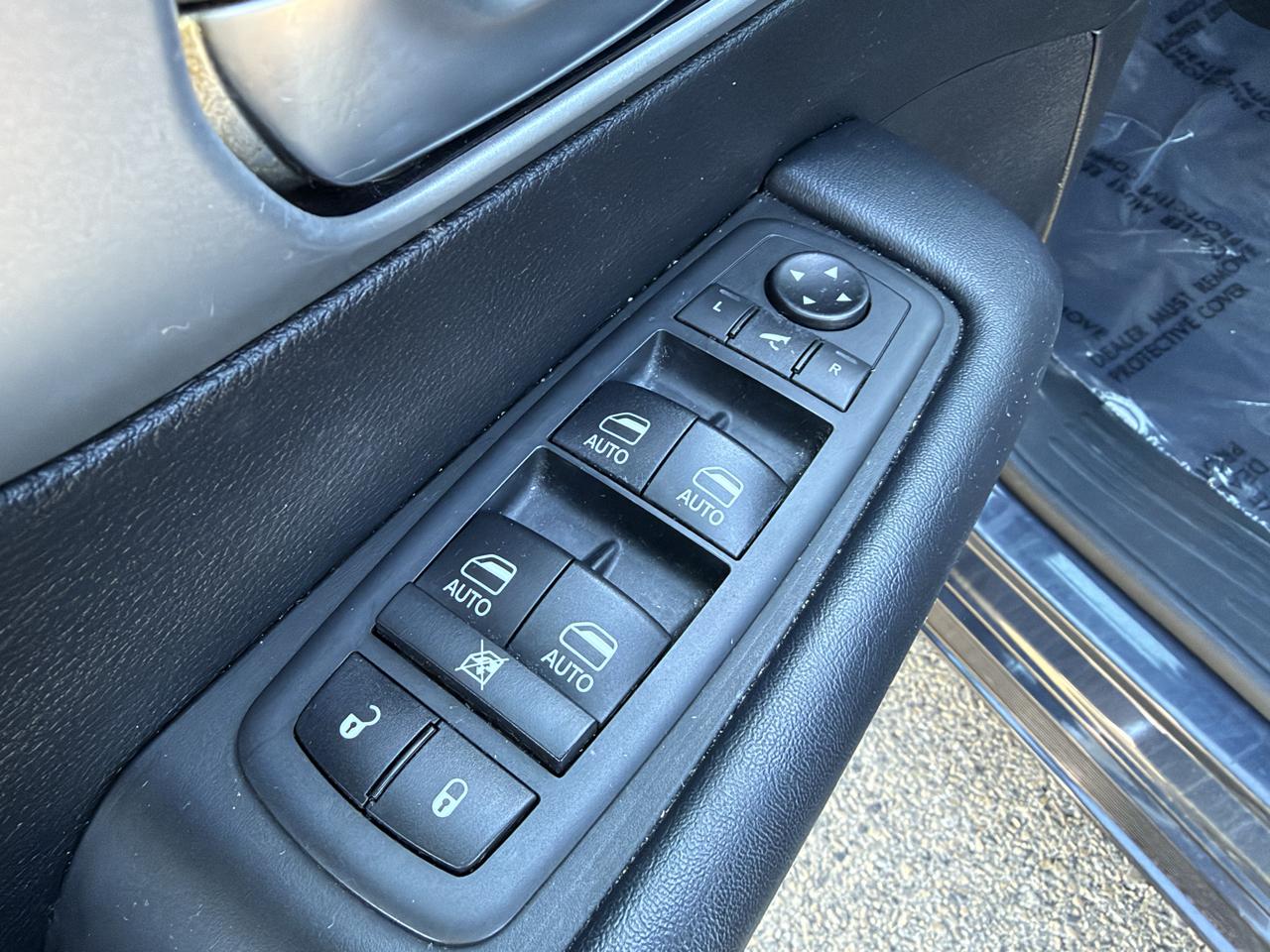 Chrysler Pacifica Hybrid Limited FWD 2020