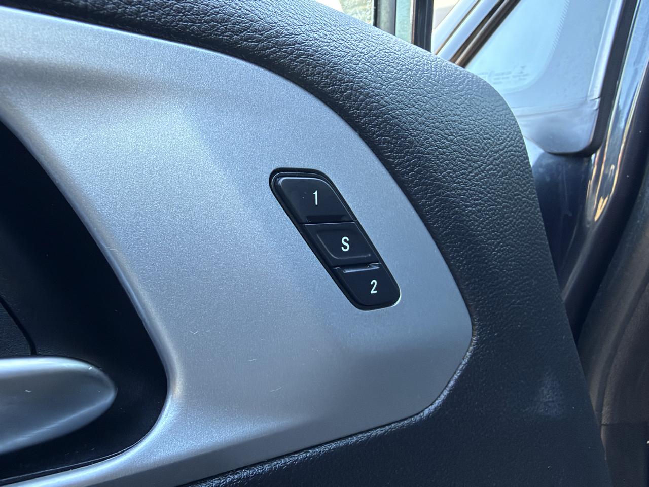 Chrysler Pacifica Hybrid Limited FWD 2020