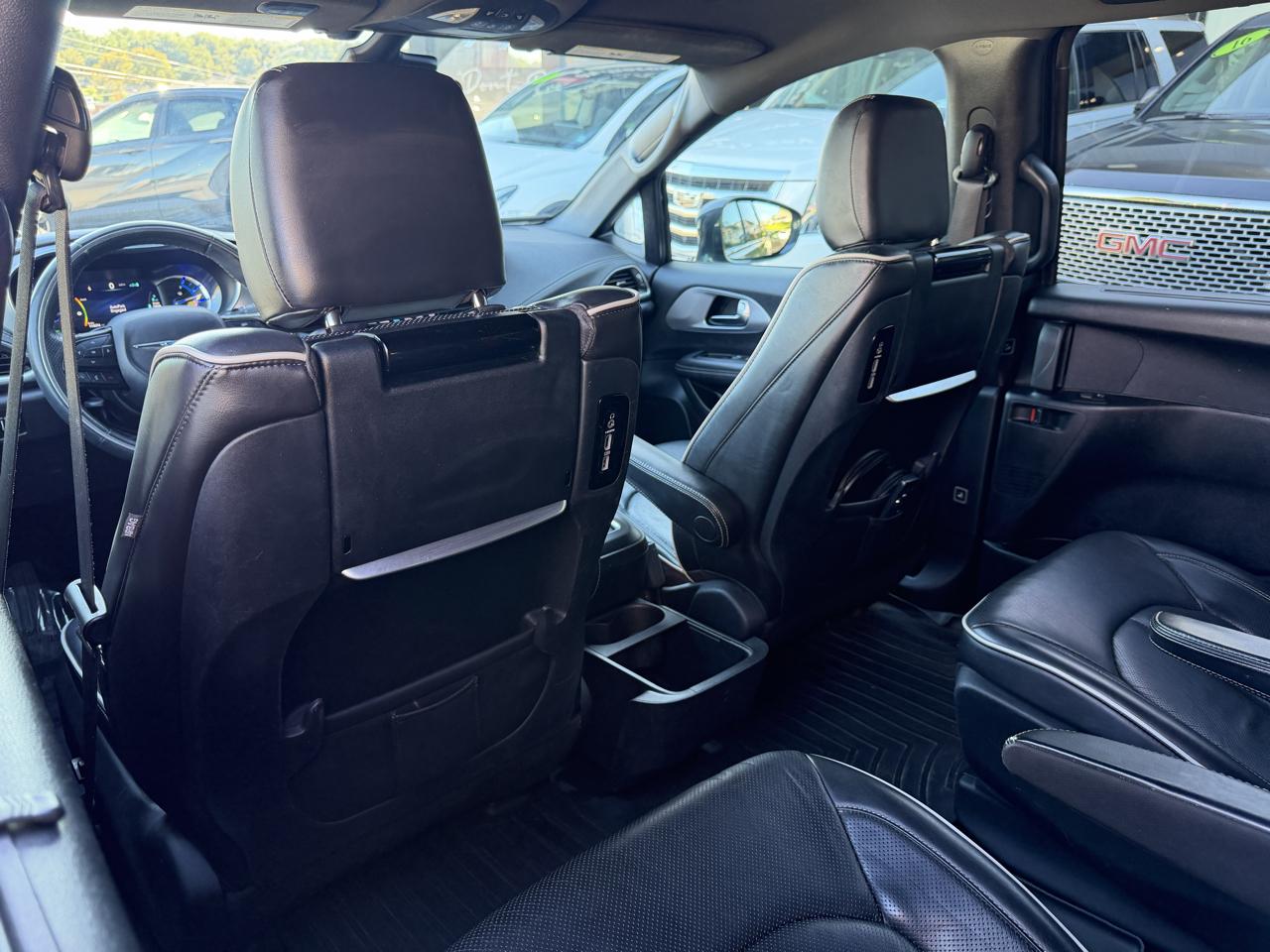Chrysler Pacifica Hybrid Limited FWD 2020