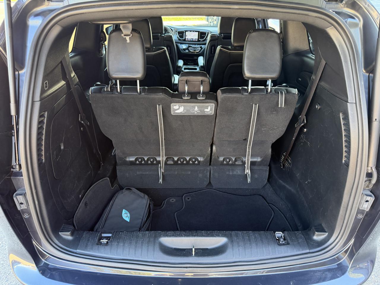 Chrysler Pacifica Hybrid Limited FWD 2020