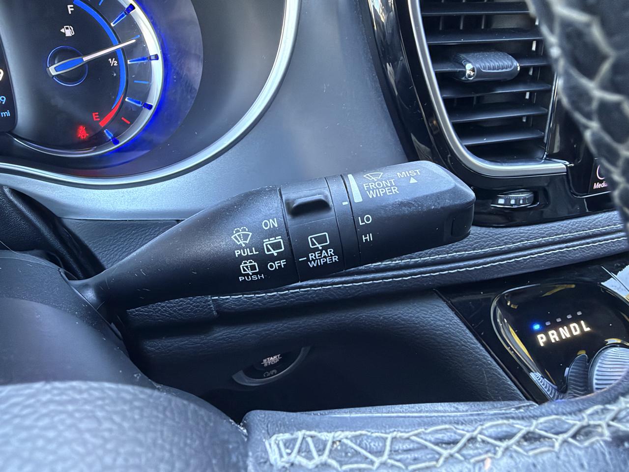 Chrysler Pacifica Hybrid Limited FWD 2020