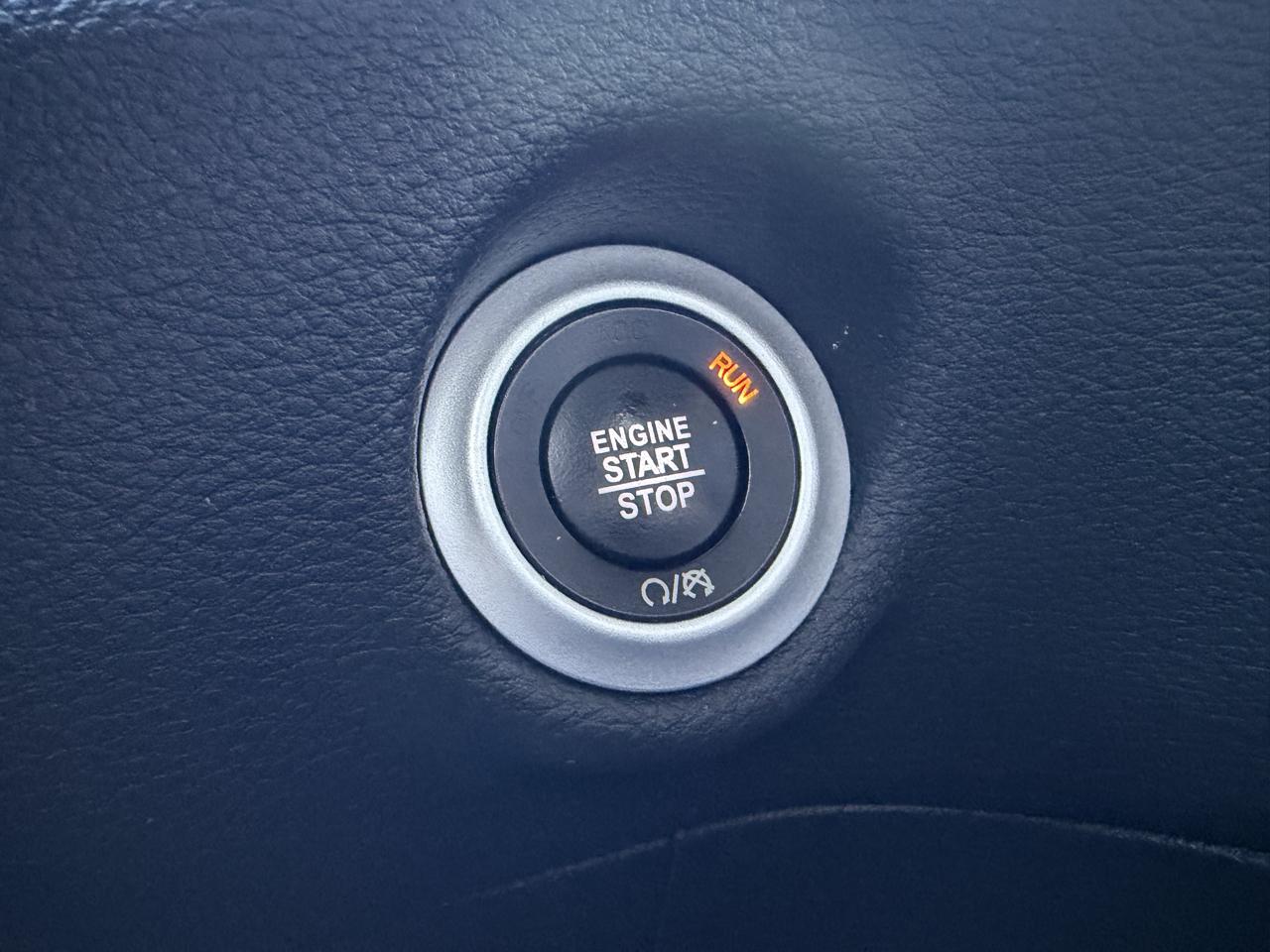 Chrysler Pacifica Hybrid Limited FWD 2020