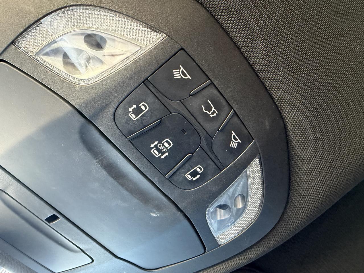 Chrysler Pacifica Hybrid Limited FWD 2020
