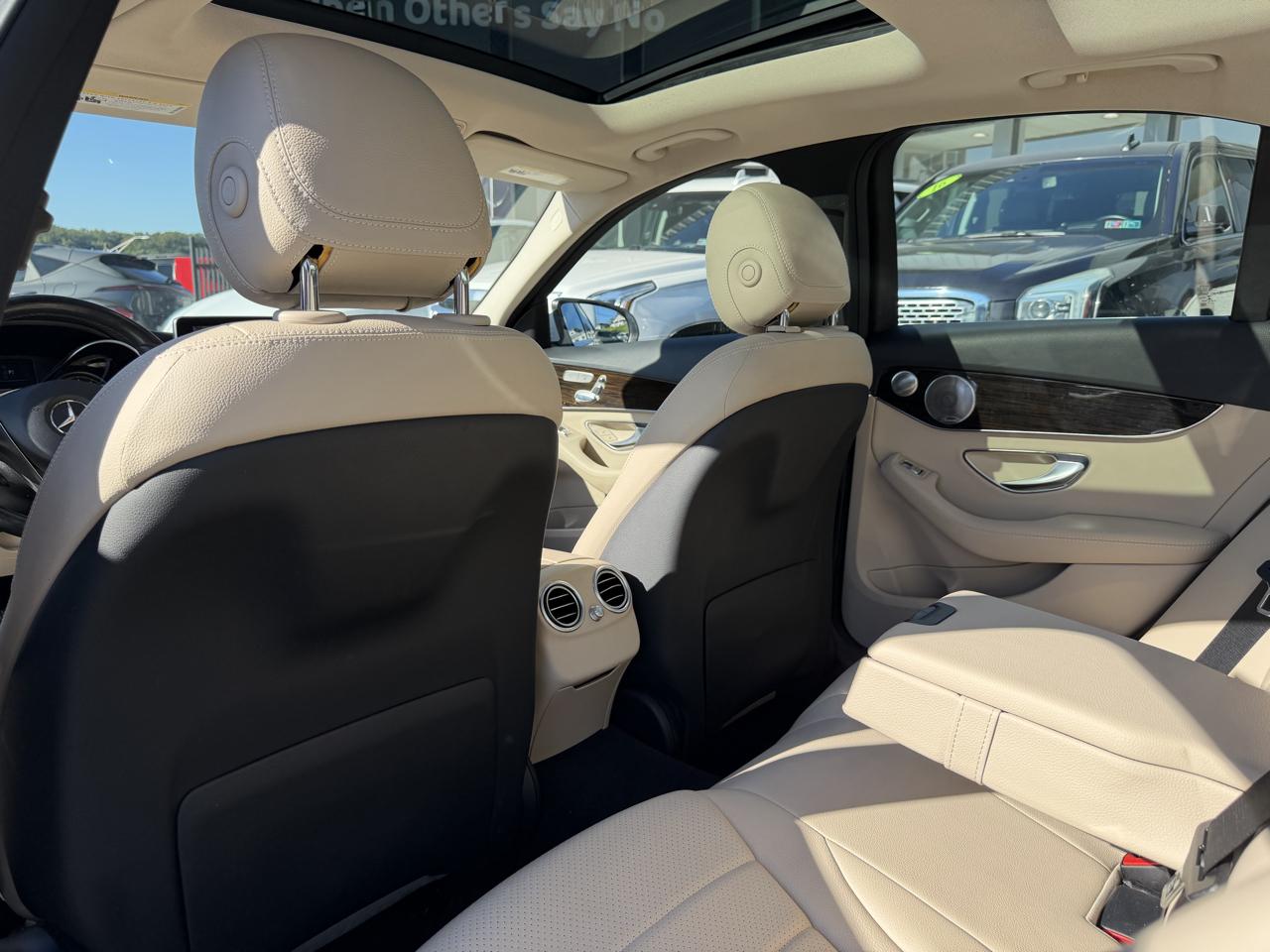 Mercedes-Benz C-Class 4dr Sdn C 300 4MATIC 2016