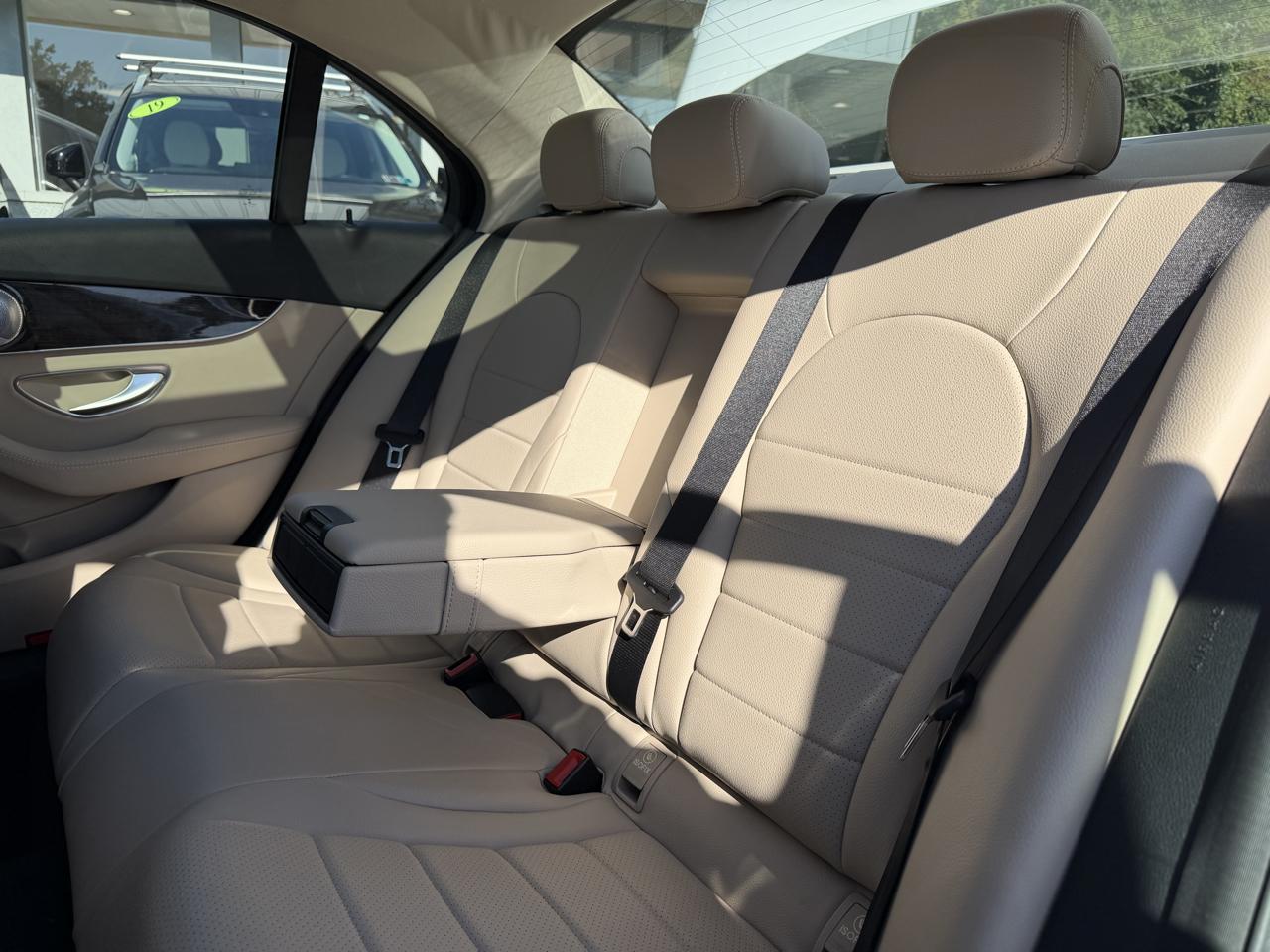 Mercedes-Benz C-Class 4dr Sdn C 300 4MATIC 2016