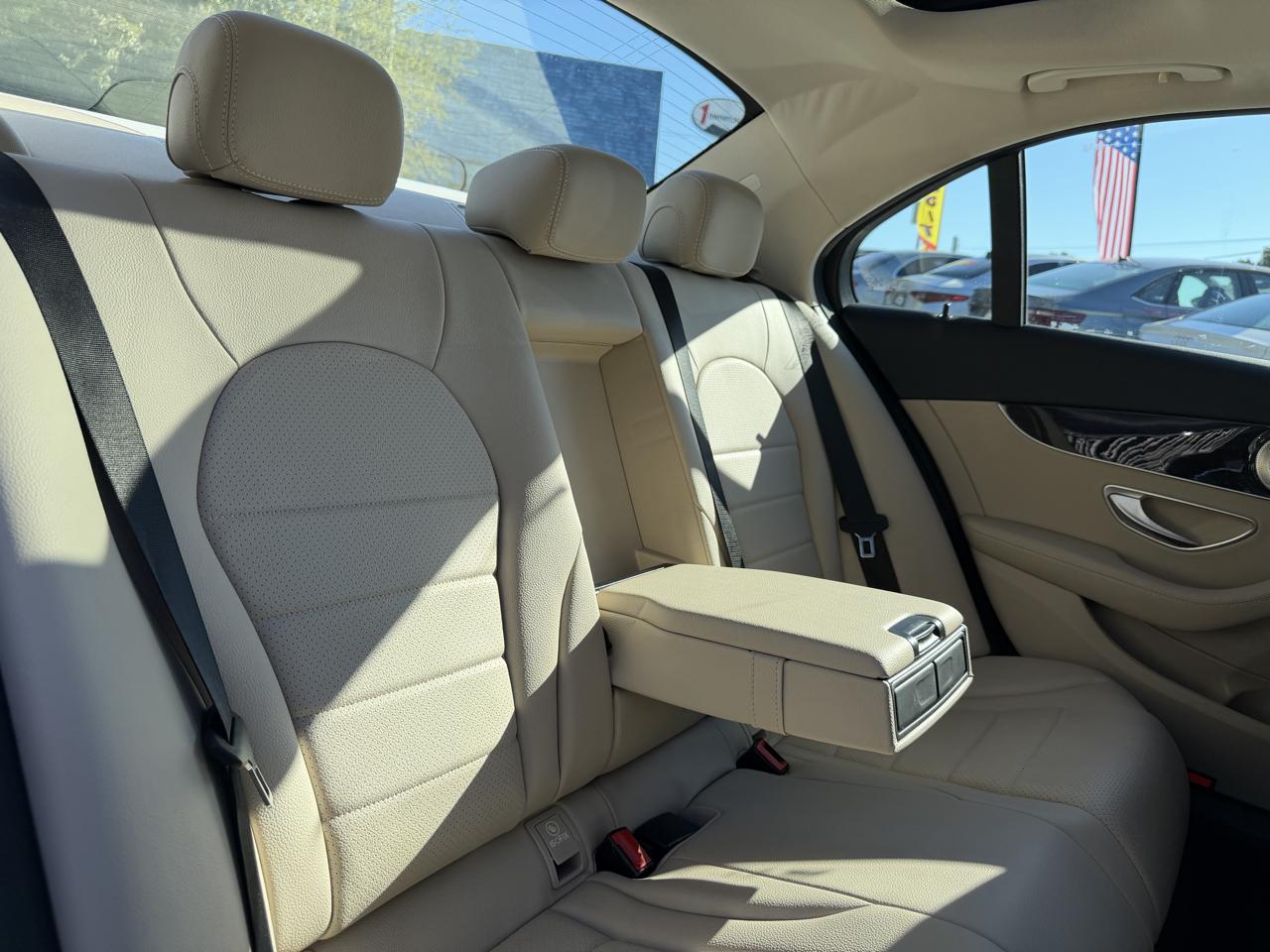 Mercedes-Benz C-Class 4dr Sdn C 300 4MATIC 2016