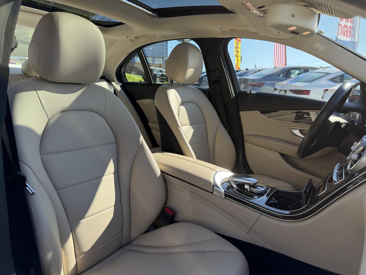 Mercedes-Benz C-Class 4dr Sdn C 300 4MATIC 2016