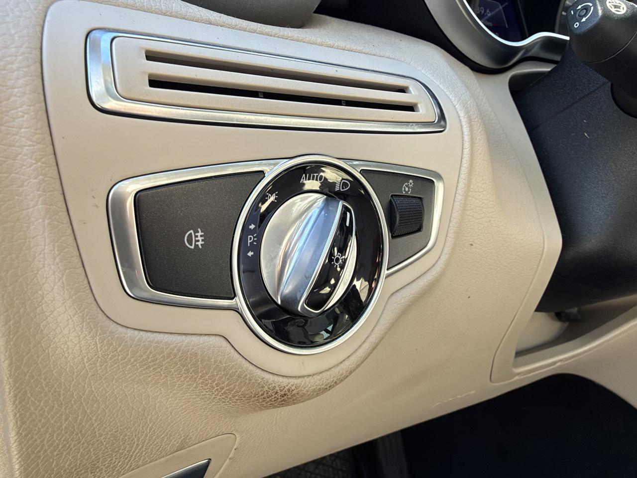 Mercedes-Benz C-Class 4dr Sdn C 300 4MATIC 2016