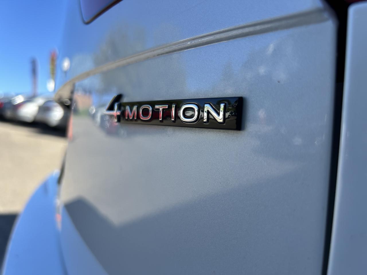 Volkswagen Tiguan 2.0T SE 4MOTION 2023