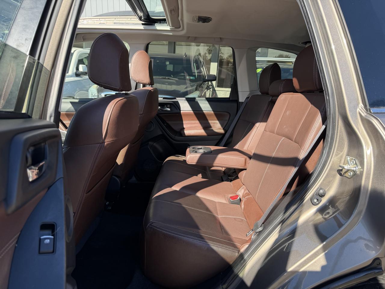 Subaru Forester 2.5i Touring CVT 2017