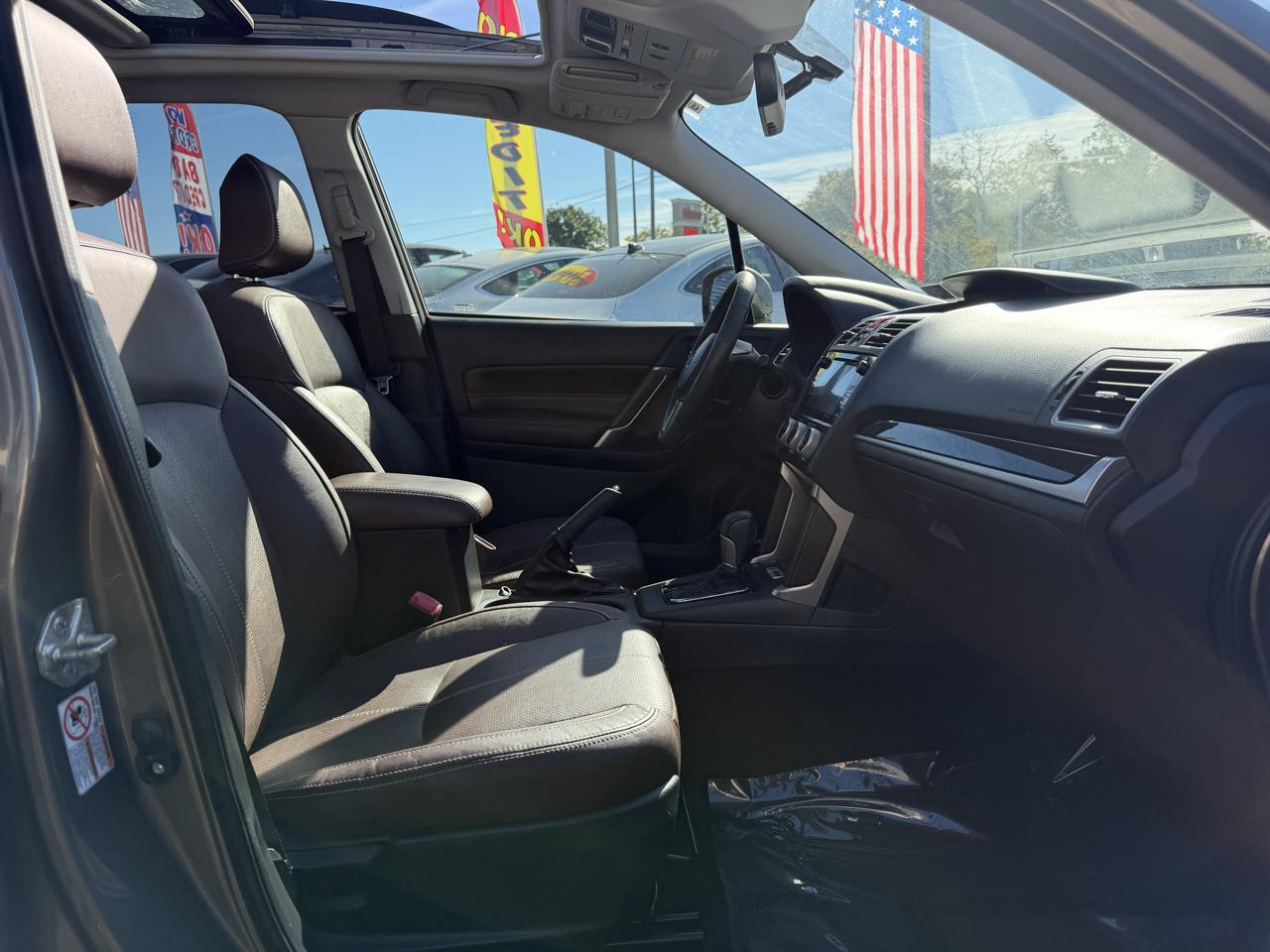 Subaru Forester 2.5i Touring CVT 2017