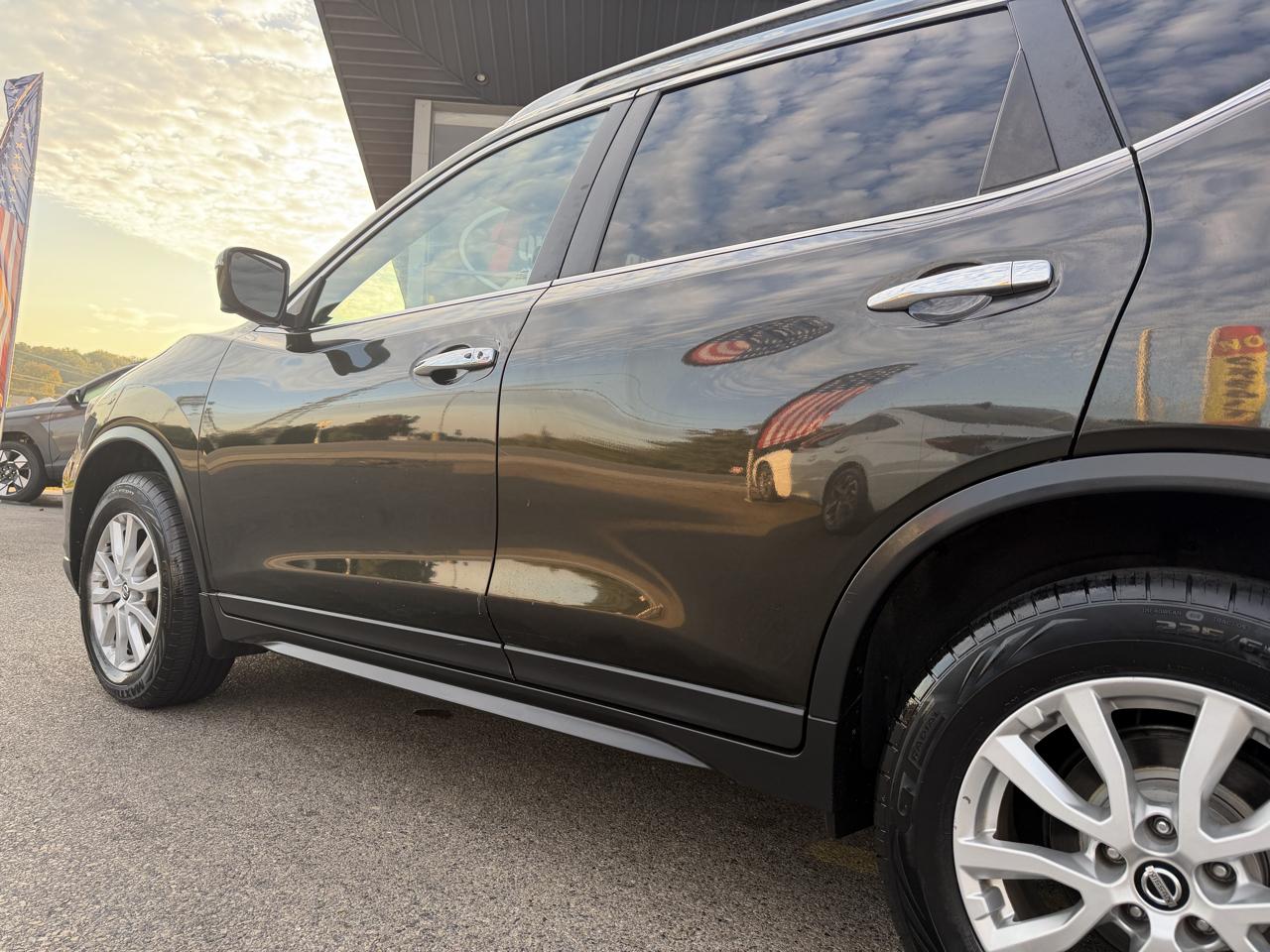 Nissan Rogue 2017.5 AWD SV 2017