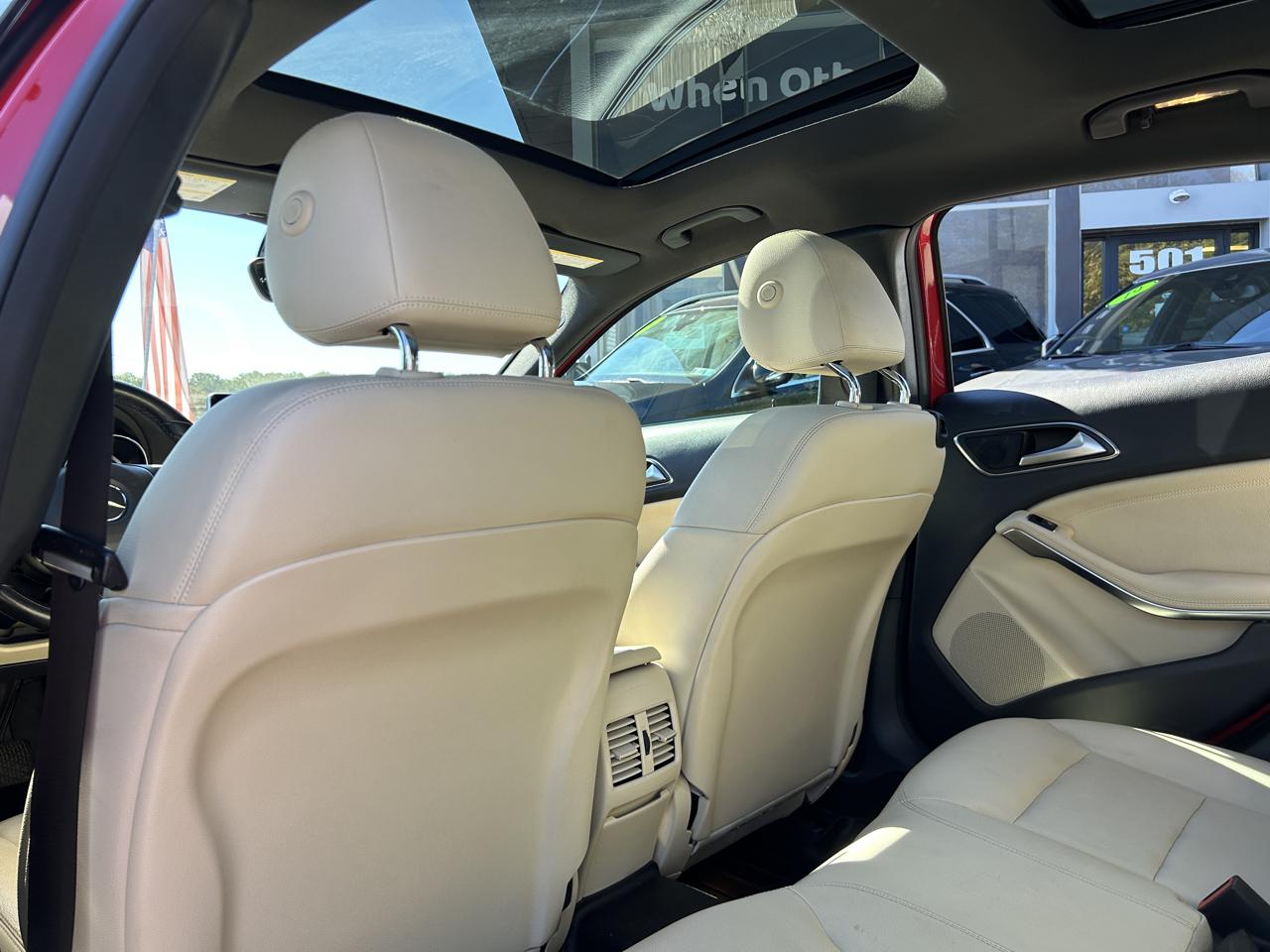 Mercedes-Benz GLA 4MATIC 4dr GLA 250 2016