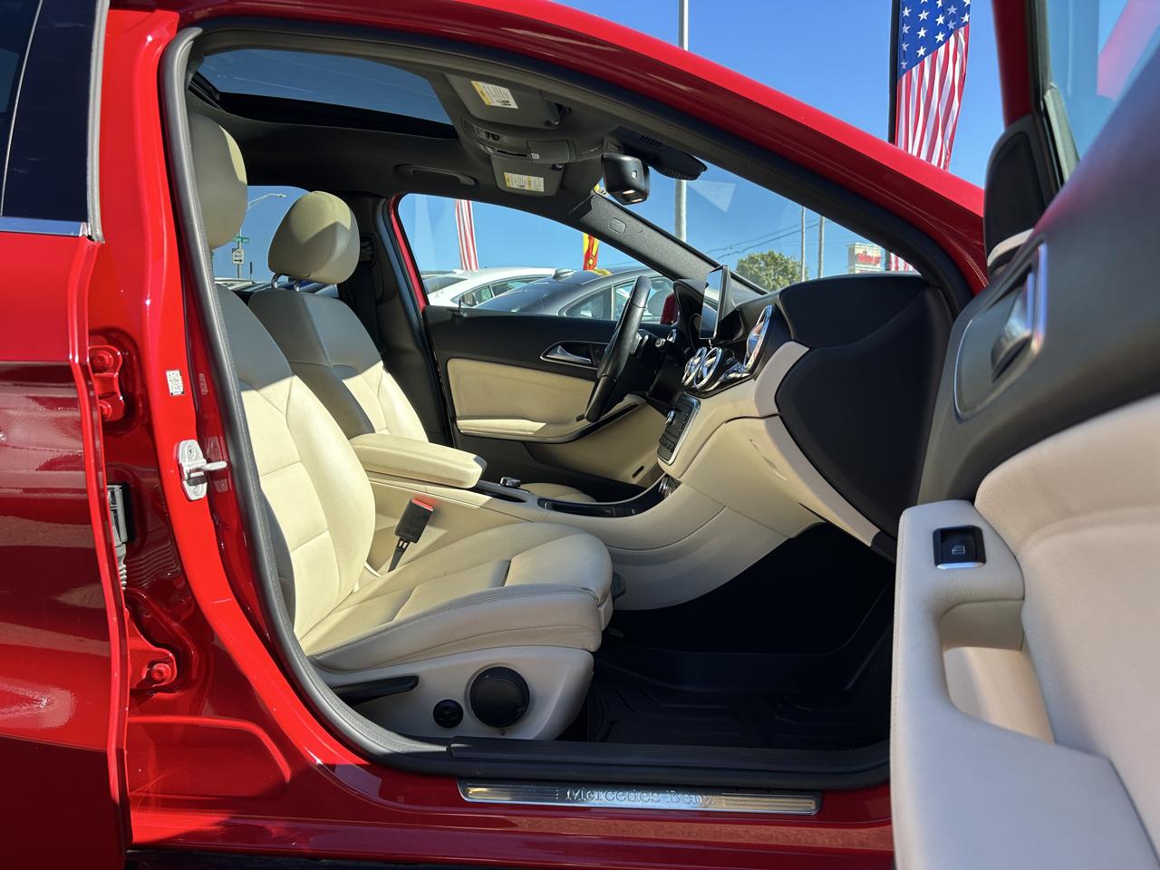 Mercedes-Benz GLA 4MATIC 4dr GLA 250 2016