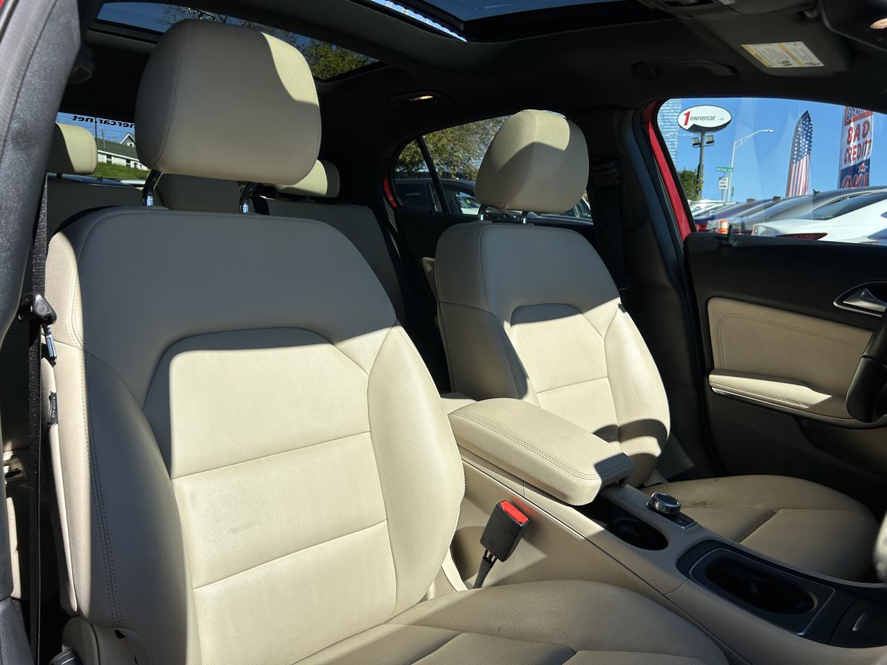 Mercedes-Benz GLA 4MATIC 4dr GLA 250 2016