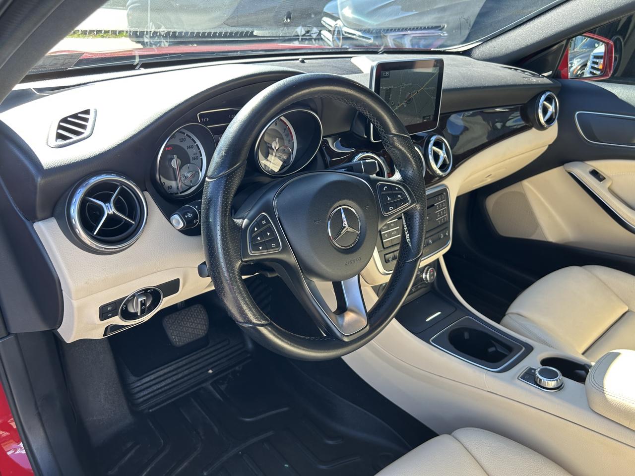 Mercedes-Benz GLA 4MATIC 4dr GLA 250 2016