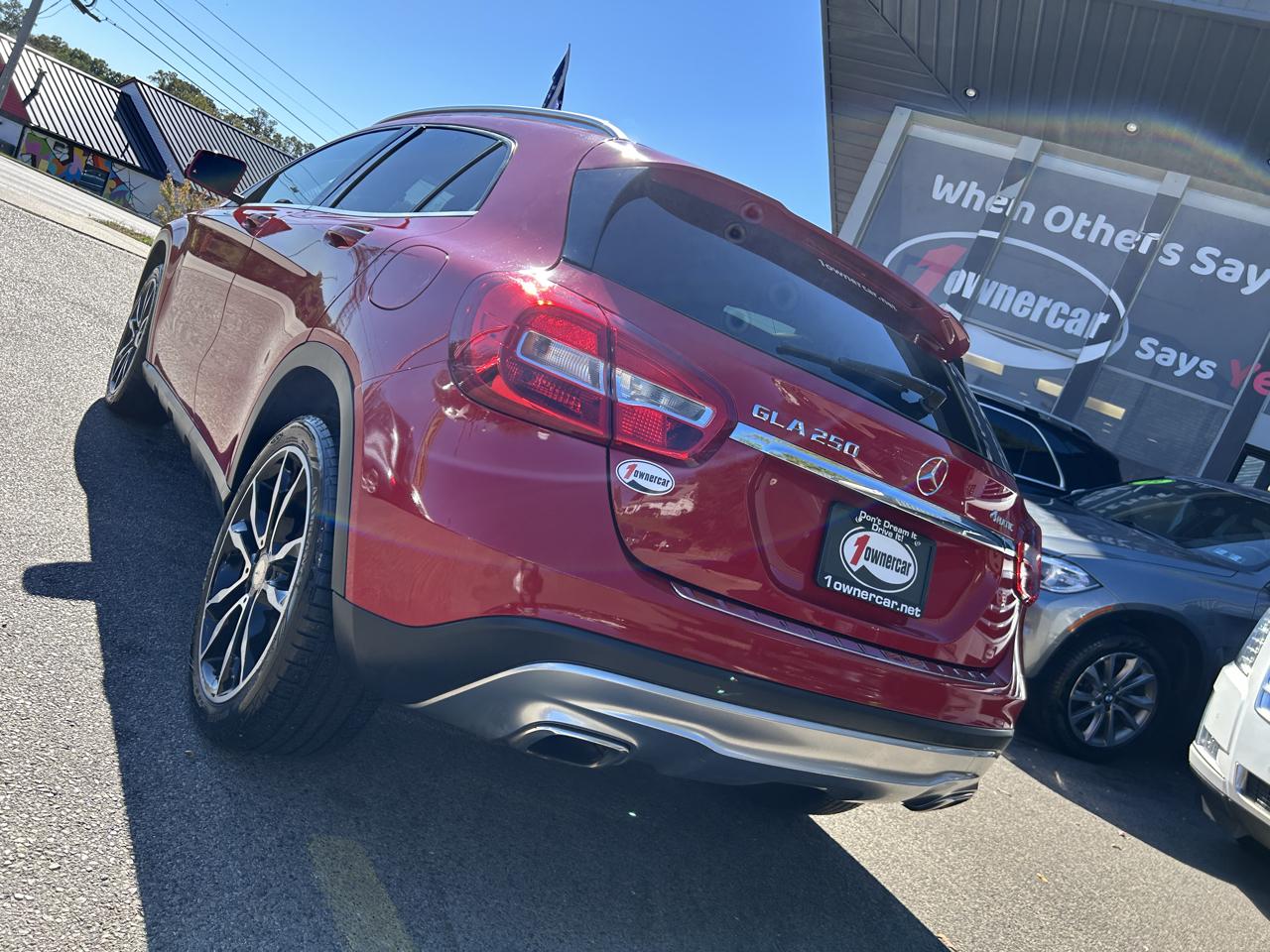 Mercedes-Benz GLA 4MATIC 4dr GLA 250 2016