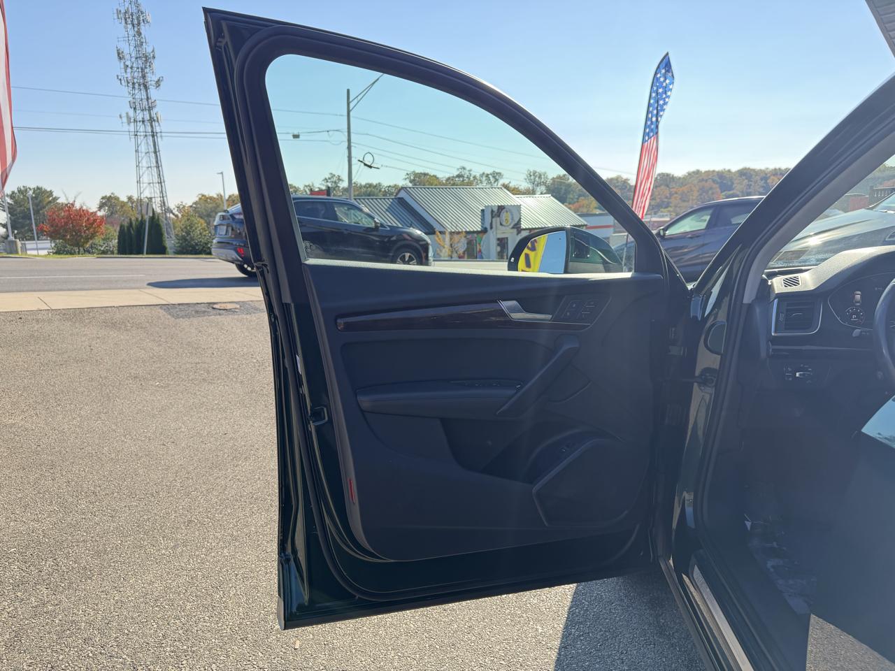 Audi Q5 Premium Plus 45 TFSI quattro 2019