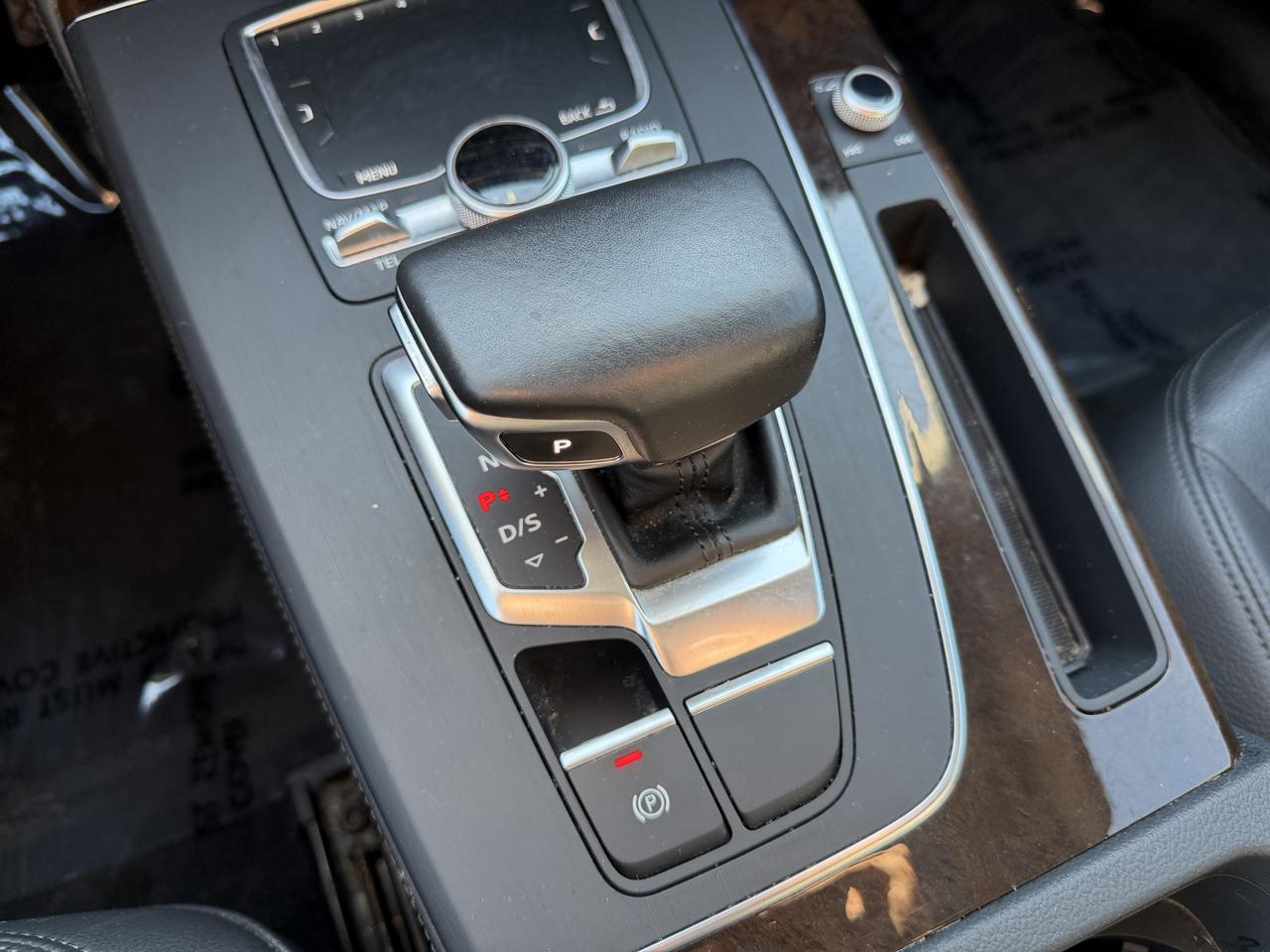 Audi Q5 Premium Plus 45 TFSI quattro 2019