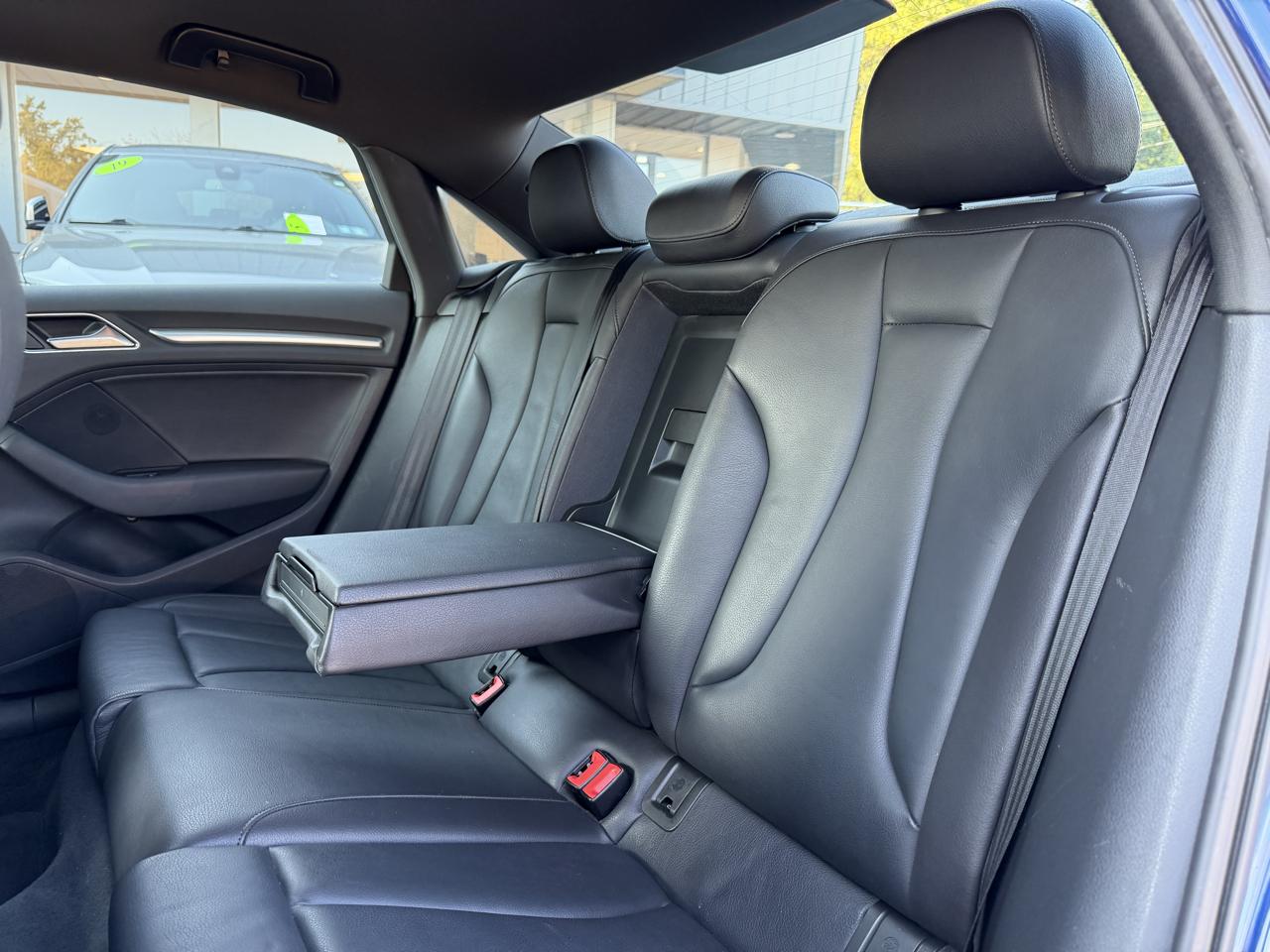 Audi A3 4dr Sdn quattro 2.0T Premium Plus 2015