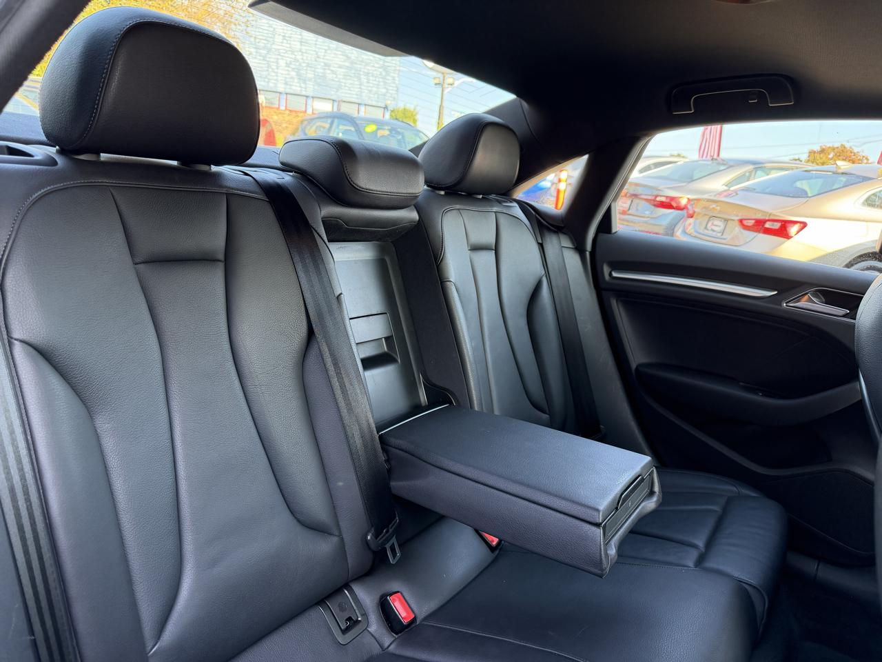 Audi A3 4dr Sdn quattro 2.0T Premium Plus 2015