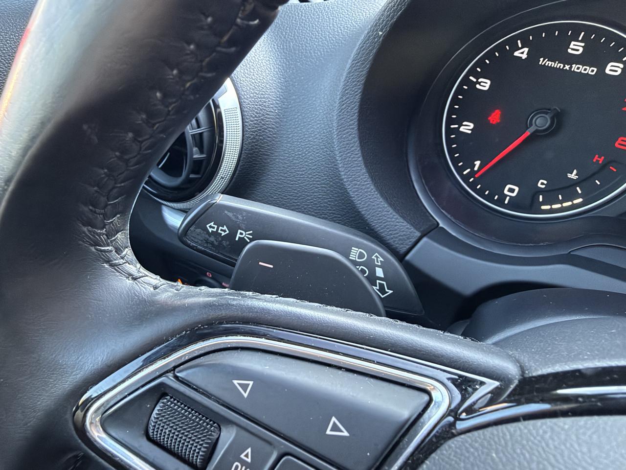 Audi A3 4dr Sdn quattro 2.0T Premium Plus 2015